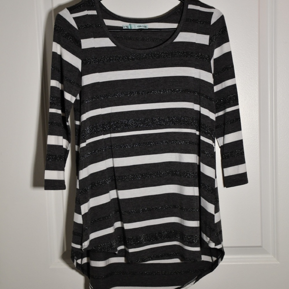 Maurices Black and White Striped Long Sleeve Top